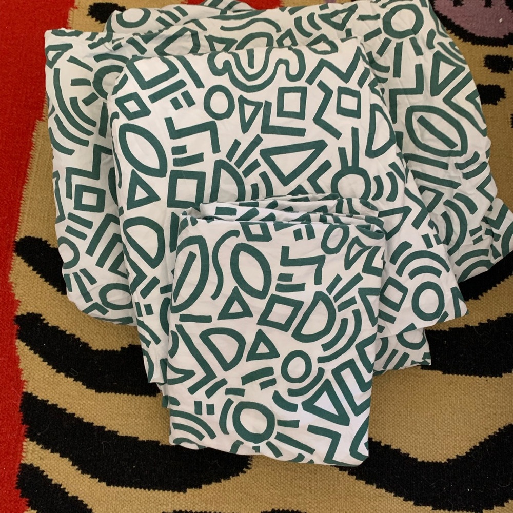 Aelfie Doodle Twin Sheet Set, Green